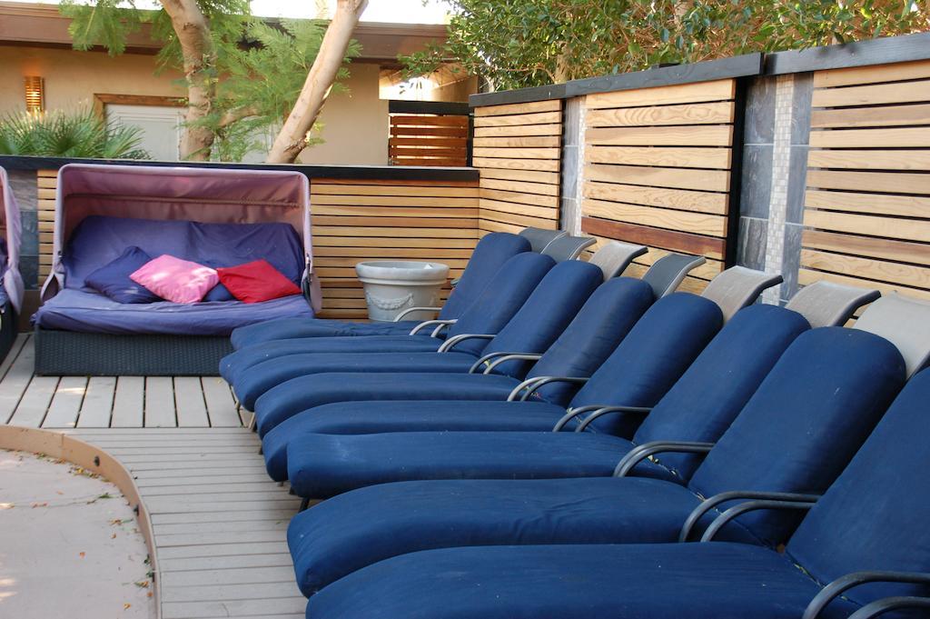 Sea Mountain Nude Resort & Spa Hotel - Adults Only Desert Hot Springs Exterior photo